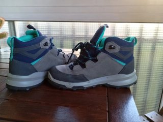 Botas de montaña Quechua MH 500