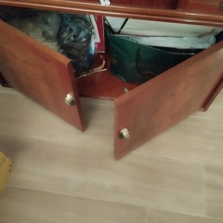 Vitrina de Madera y Cristal