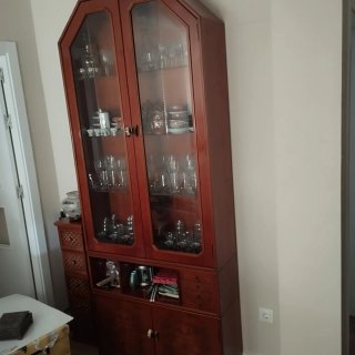Vitrina de Madera y Cristal