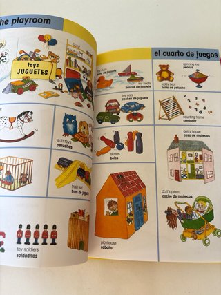 English, Spanish  My first 1000 words