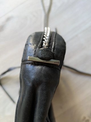 Bolso AllSaints Piel Negro Cadena Plata
