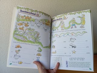 LIBRO JUEGOS INFANTIL INGLÉS YEAR 2 SCHOLAR NUEVO.