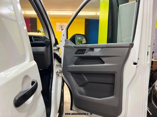 VOLKSWAGEN TRANSPORTER CON DOS AÑOS DE GARANTIA