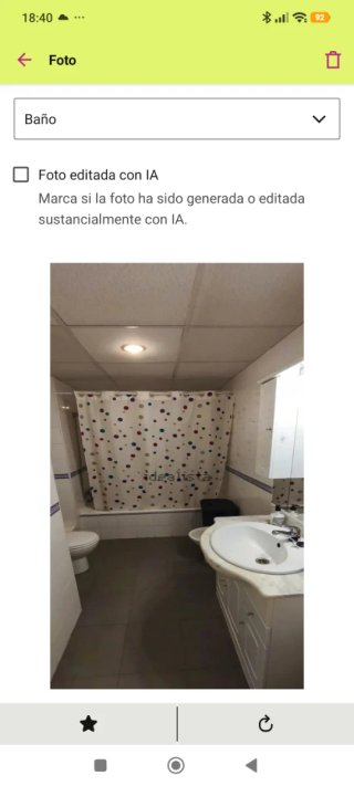 Lavabo con mueble y armario de baño