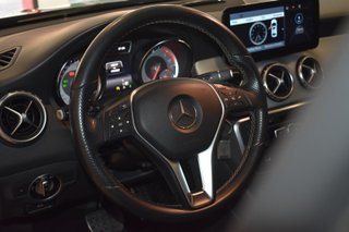 Mercedes-Benz GLA 2015