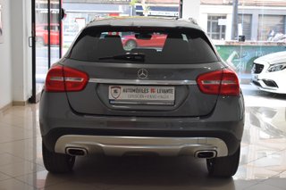 Mercedes-Benz GLA 2015