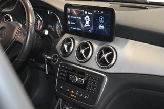 Mercedes-Benz GLA 2015