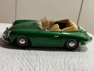 Porsche 356 B (1961) – Bburago 1:18