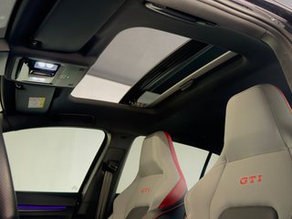 GOLF GTI CLUBSPORT/HARMAN KARDON/TECHO/IQLIGHT/DCC