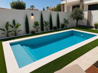 Piscina de poliéster azul