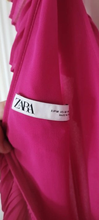 Vestido Zara Rosa Largo Volantes
