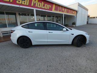 Tesla Model 3 RWD