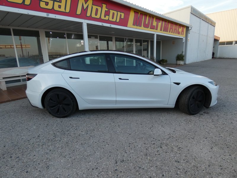 Tesla Model 3 2024, foto 5