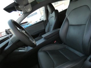 Tesla Model 3 RWD