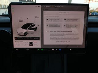 Tesla Model 3 RWD
