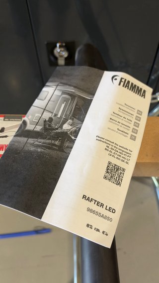 Barra de Tensión Fiamma Rafter LED