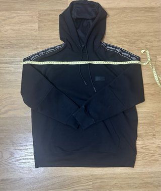 Sudadera Umbro Negra