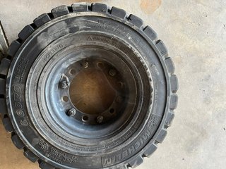 Ruedas Michelin 6-00-9 XZM Carretilla