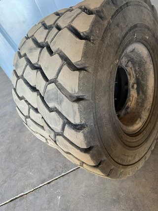 Ruedas Michelin 6-00-9 XZM Carretilla