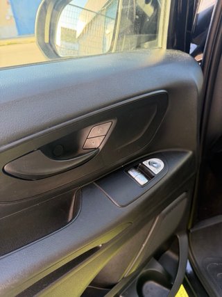 Mercedes-Benz Vito 2021