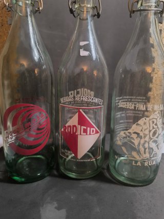 Set di 3 Bottiglie di Gassosa Antiche