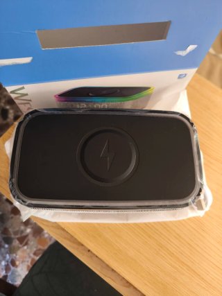 Altavoz Wesdar con Carga Inalámbrica