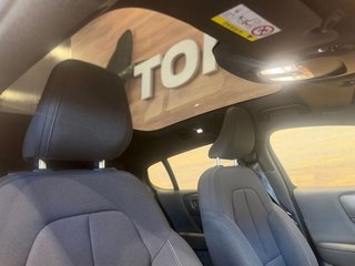 Volvo C40 Recharge Electrico Core Auto