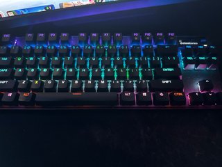 Teclado SteelSeries Apex Pro TKL 2023