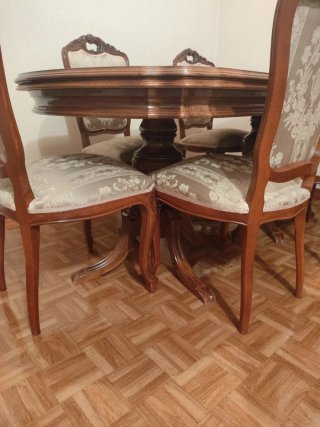 Mesa de Comedor de Madera con 6 Sillas