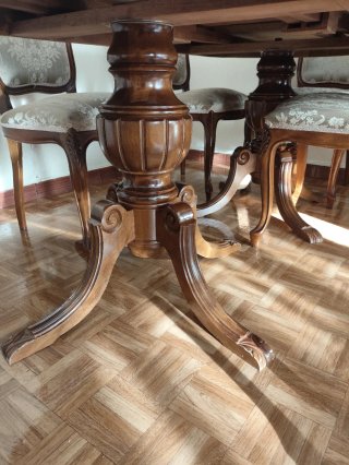 Mesa de Comedor de Madera con 6 Sillas