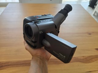 Videocámara Sony Video8 tRV30E