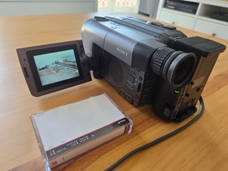 Videocámara Sony Video8 tRV30E