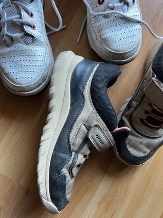 Lote de 2 pares de zapatillas de niño