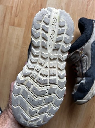 Lote de 2 pares de zapatillas de niño