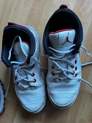 Lote de 2 pares de zapatillas de niño