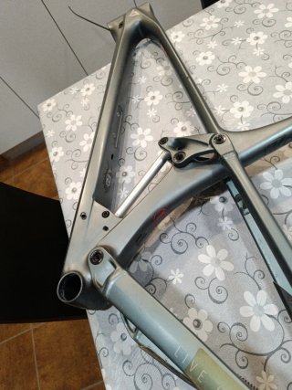 Cuadro MTB YT Izzo