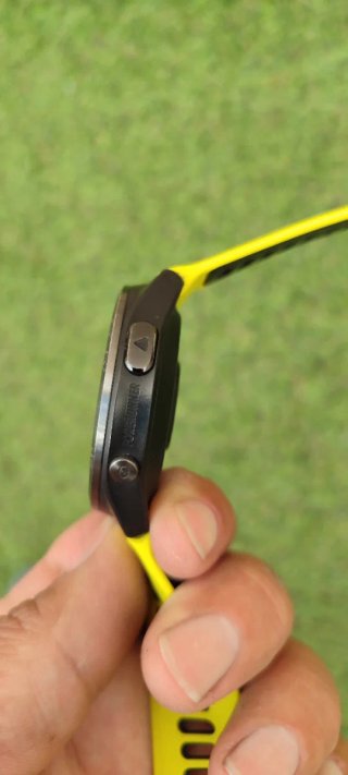 Garmin Forerunner 965 Amarillo