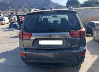 Paragolpes trasero peugeot premium 465927