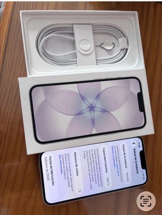 iPhone 17e 256GB Blanco,nuevo activado septiembre