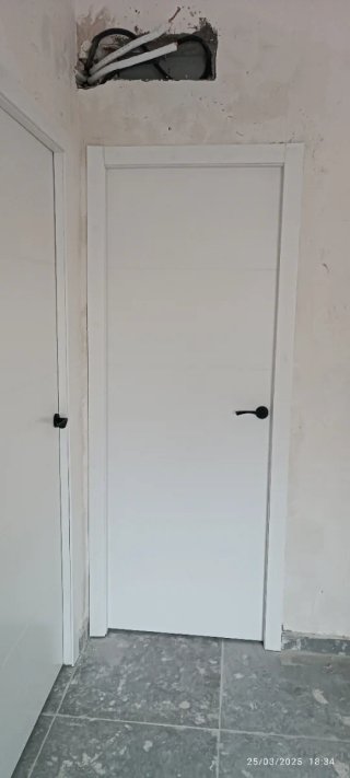 Instalación de puertas y tarima u montaje