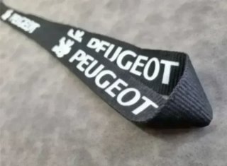 Llavero Peugeot Alcantara Tacto Piel Cuero Regalo