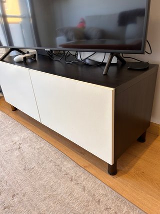 Mueble TV Blanco y Negro