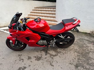 Hyosung GTR 650 LIMITADA A2
