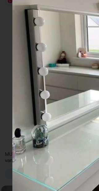 Lámpara de tocador con bombillas Ikea Musik