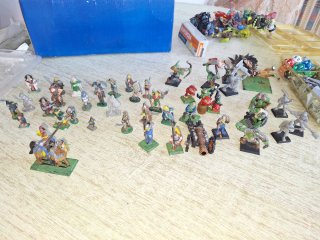 Warhammer Orcos? Grifo y figuras de plomo