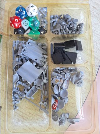Warhammer Orcos? Grifo y figuras de plomo