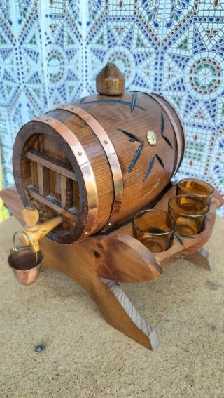 Barrica Vintage con 6 Vasos