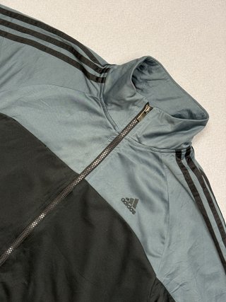 Chaqueta chándal Adidas gris y negra talla M