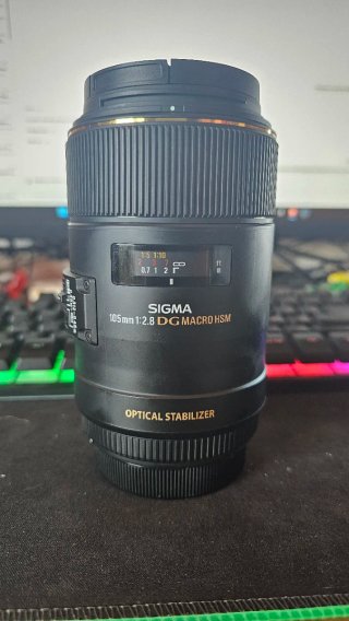 Objetivo Sigma 105mm f/2.8 Macro para Canon