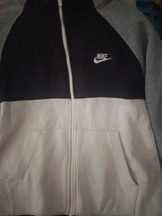 Sudadera Nike Negra, Gris y Blanca